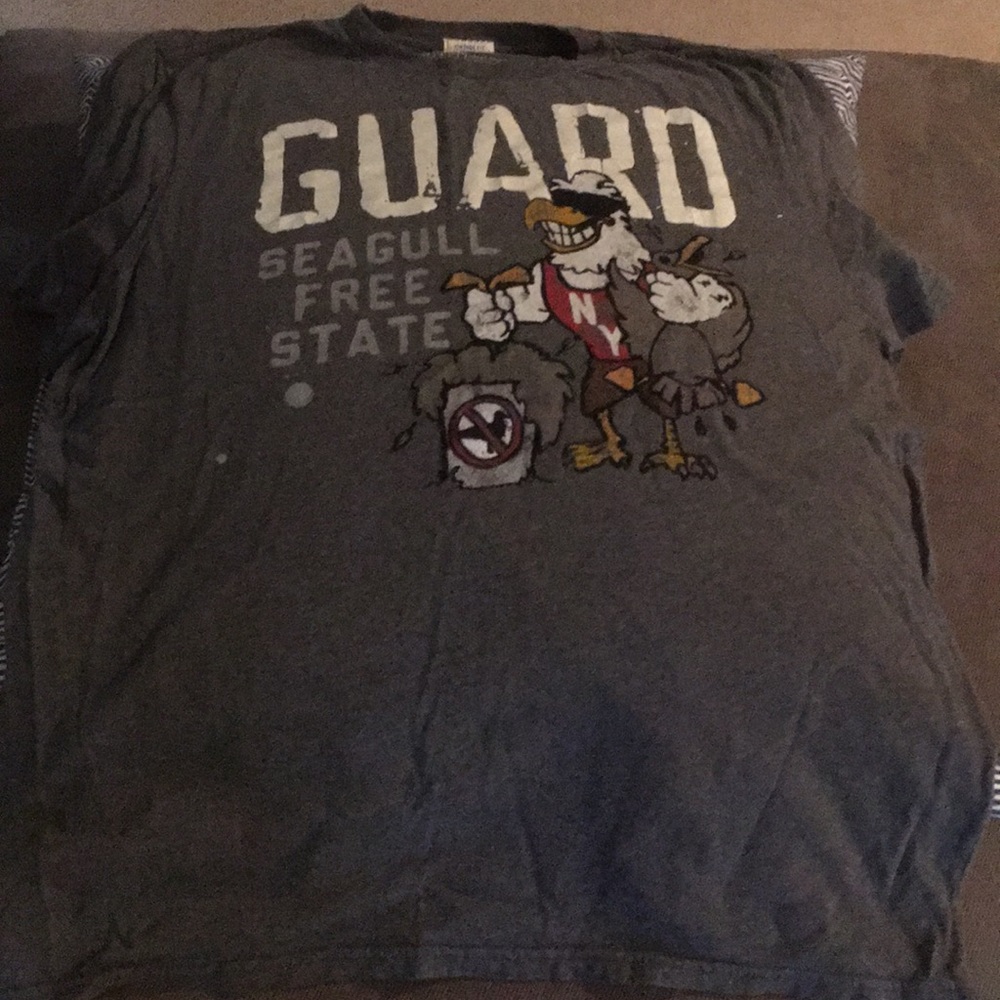 American Eagle Tshirt